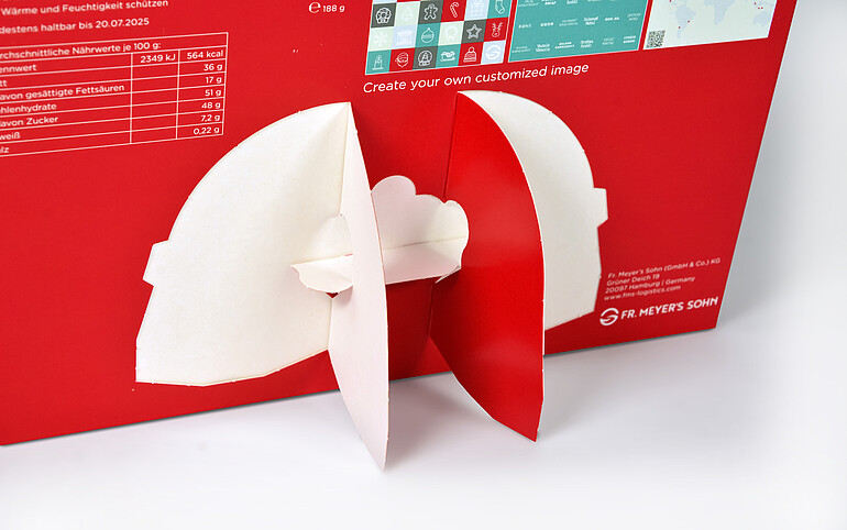 Konstrukcja z rozkładaną podstawką utrzymuje kalendarz stabilnie na miejscu.