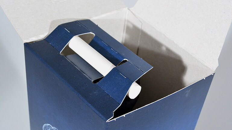 Opakowanie szampana z kredą